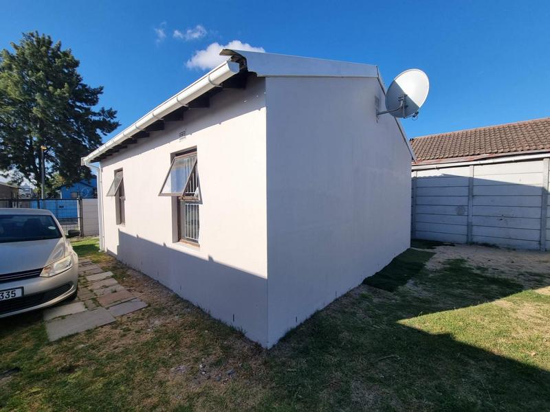 To Let 2 Bedroom Property for Rent in Kleinbegin Western Cape